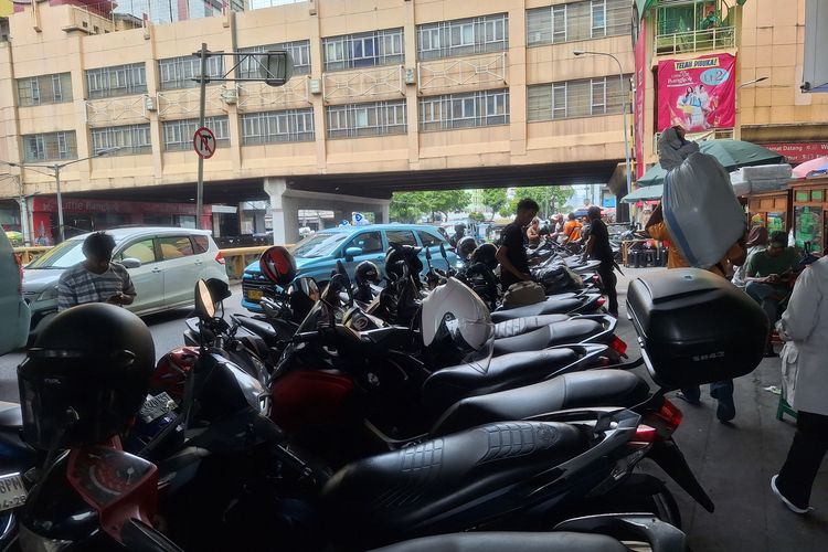 parkir, parkir liar, Parkir, Grand Indonesia, parkir mobil, parkir motor, Klarifikasi Isu Parkir Liar, Grand Indonesia Punya Area Parkir Luas