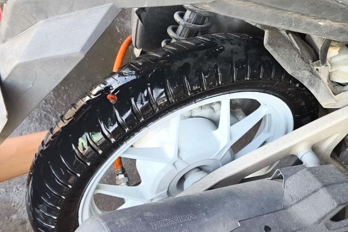 Motor Mau Pakai Ban Tubeless, Cek Dulu Model Peleknya