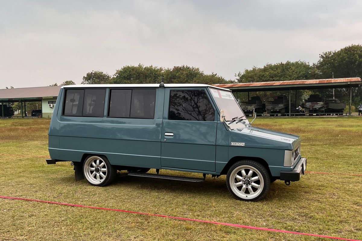 Tips Pelihara Toyota Kijang Doyok, Radiator Harus Air Biasa