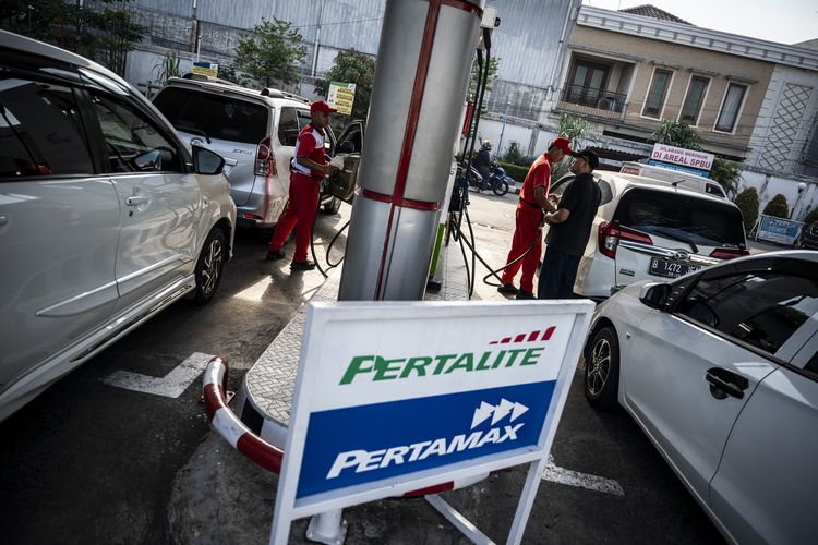 penyesuaian harga, Penyesuaian harga, DKI Jakarta, Harga BBM Pertamina, BBM non-subsidi, dki jakarta, Daftar Harga BBM Pertamina Per 1 Mei 2025, Pertamax Turun