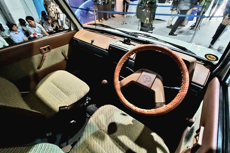 Ekspor, TMMIN, Toyota Motor Corporation, Toyota Motor Manufacturing Indonesia, Toyota, toyota Indonesia, kijang super, Cerita Kijang Super, Mobil Pertama Toyota Indonesia yang Diekspor