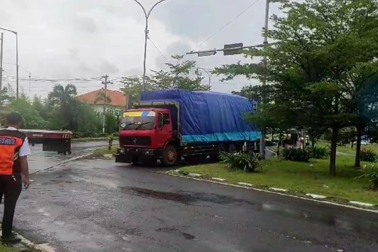 truk, angkutan barang, pembatasan angkutan barang, jalur nasional, lalu lintas jateng, kendaraan sumbu, Pemeritah Batasi Operasional Truk di Pemalang, Pekalongan, dan Batang