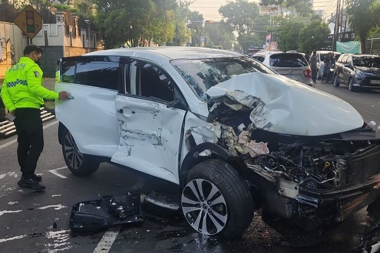 ketebalan dempul, tips pilih mobil bekas, dempul mobil bekas, Alasan Kenapa Saat Pilih Mobil Bekas Harus Perhatikan Ketebalan Dempul