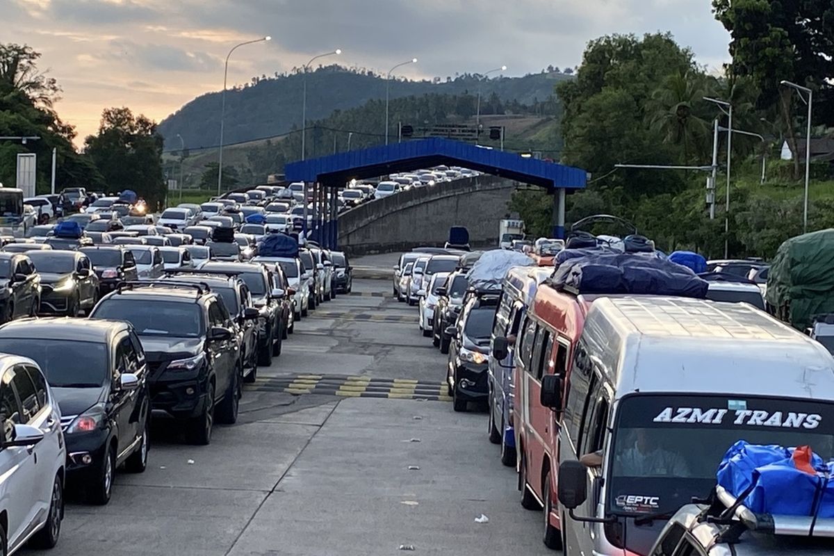 Mobil Dipinjam untuk Mudik Alami Kecelakaan, Ditanggung Asuransi?