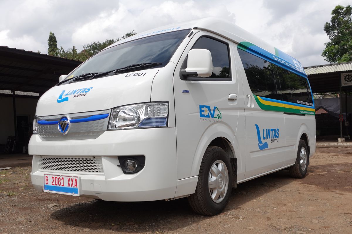 Dorong Transportasi Hijau, Lintas Shuttle Gunakan Kendaraan Listrik