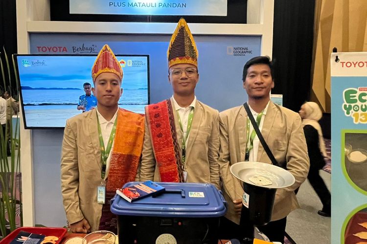 Toyota Eco Youth, Energi ramah lingkungan, inovasi siswa SMA, limbah cangkang kepiting, Inovasi Energi Ramah Lingkungan dari Limbah Kepiting