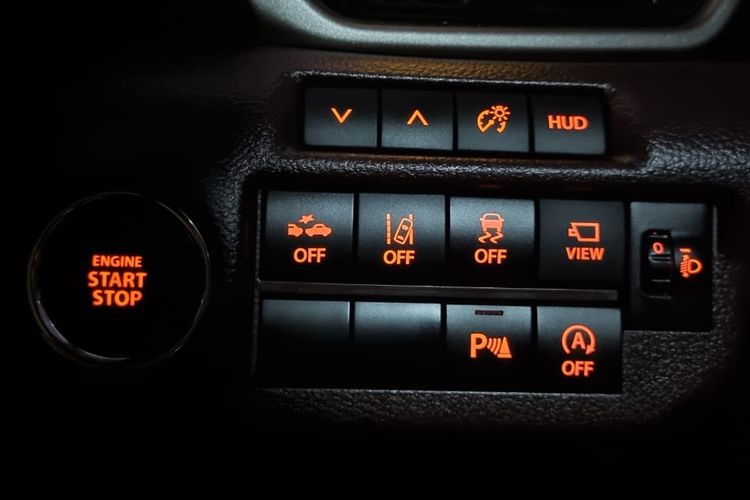 Fronx, Suzuki, ADAS, fitur, GIIAS 2025, Kupas Teknologi ADAS Suzuki Fronx yang Jadi Magnet Baru di GIIAS 2025