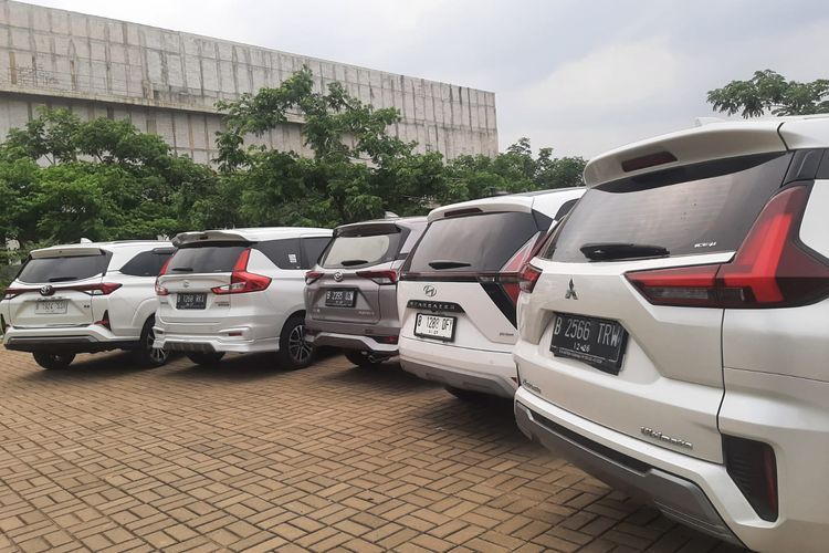 LMPV, Toyota Avanza, Penjualan Mobil, Hyundai Stargazer, LMPV Terlaris September 2025: Avanza, Xpander, Veloz