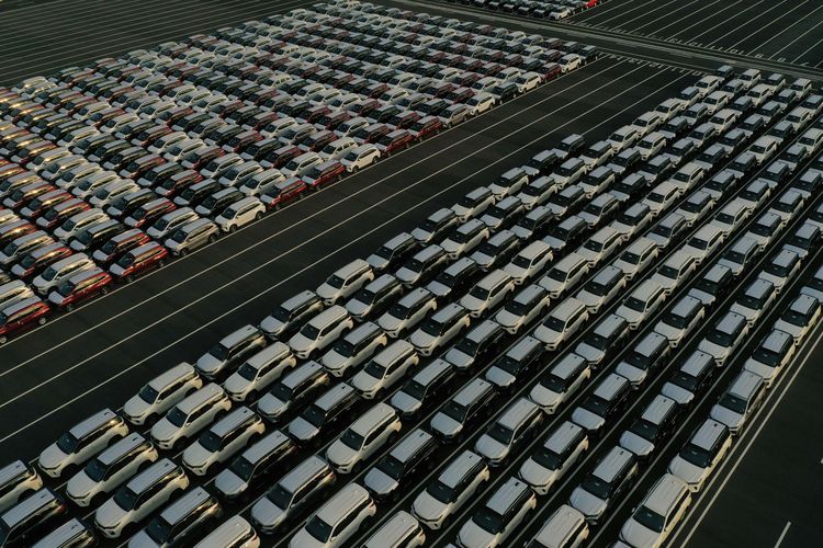 Industri Otomotif Indonesia, penjualan mobil Indonesia, pertumbuhan kendaraan listrik, pasar mobil ASEAN, penjualan mobil Malaysia, malaysia kalahkan indonesia, Pertama Dalam Sejarah, Penjualan Mobil Malaysia Kalahkan Indonesia