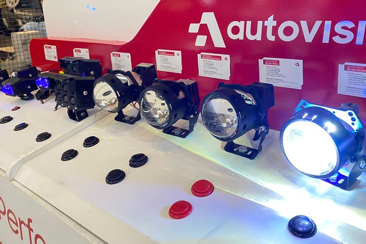 Lampu, mobil, Lampu biled, lampu biled mobil, Tips Menggunakan Lampu Bi-LED agar Awet untuk Jangka Panjang