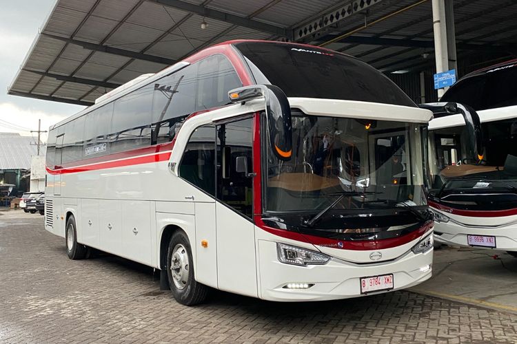 Hino, Primajasa, AKAP, hino, primajasa, GIIAS 2025, GIIAS 2025: 100 Unit Bus Hino Perkuat Layanan Transportasi Primajasa