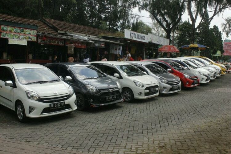 mobil bekas, Daihatsu ayla, harga mobil bekas, Toyota Agya, Agya Bekas, Toyota Agya dan Daihatsu Ayla, ayla bekas, Harga Agya-Ayla Bekas Stabil meski Dikepung Mobil Listrik Murah