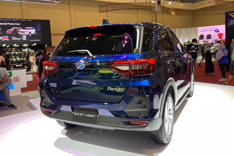 GIIAS 2025, mobil listrik, Daihatsu Rocky Hybrid, ICE BSD Tangerang, Daihatsu Rocky Hybrid Siap Meluncur di GIIAS 2025
