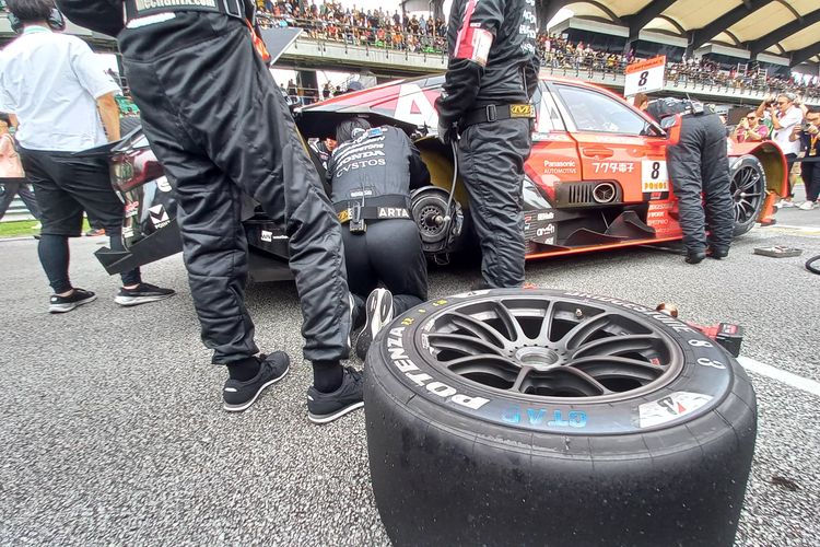 Super GT, Bridgestone, mobil balap, Potenza, Ban balap, ban balap, Potenza Racing, Mobil balap, Super GT Malaysia, Mengenal Performa Ban Balap Bridgestone Potenza Racing di Super GT