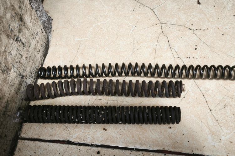 shock absorber murah, Shock absorber murah, Shock absorber murah di Shopee, Shock motor murah, Fenomena Shock Absorber Motor Dijual Murah di Lapak Online