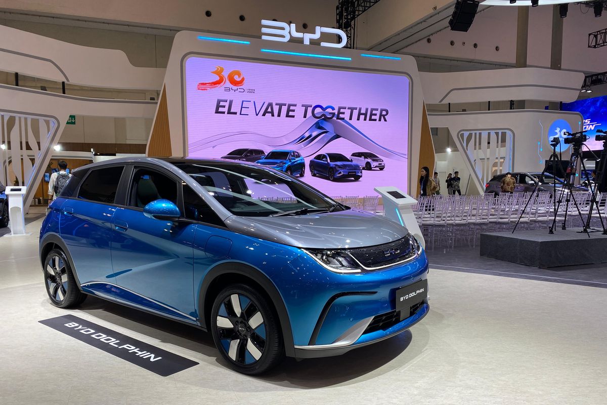 Stok BYD Dolphin di Pasar Mobil Listrik Bekas, Harga Rp 300 Jutaan