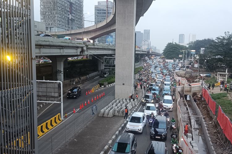 pramono anung, jakarta selatan, Rekayasa lalu lintas, Uji Coba Lalu Lintas, Rekayasa Lalin di TB Simatupang Bisa Berlangsung hingga Oktober