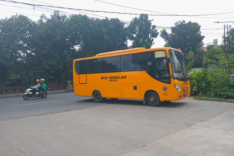 Bus sekolah Jakarta, Layanan Reguler, Layanan Zonasi, Transportasi Murid, Mengenal Bus Sekolah di Jakarta: Layanan Reguler dan Zonasi
