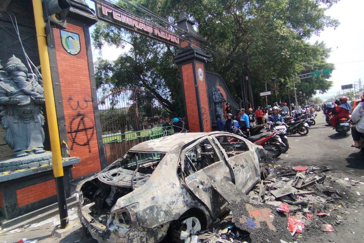 kerusuhan, asuransi mobil, mobil, asuransi, korban kerusuhan, Mobil Jadi Korban Amuk Massa Saat Demo, Bisa Klaim Asuransi?