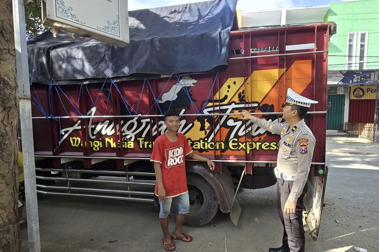 ODOL, Kakorlantas, truk, Kakorlantas Agus Suryonugroho, truk ODOL, Over Dimension and Over Loading, Korlantas Serius Tindak Truk ODOL, Larang Pungli di Lapangan