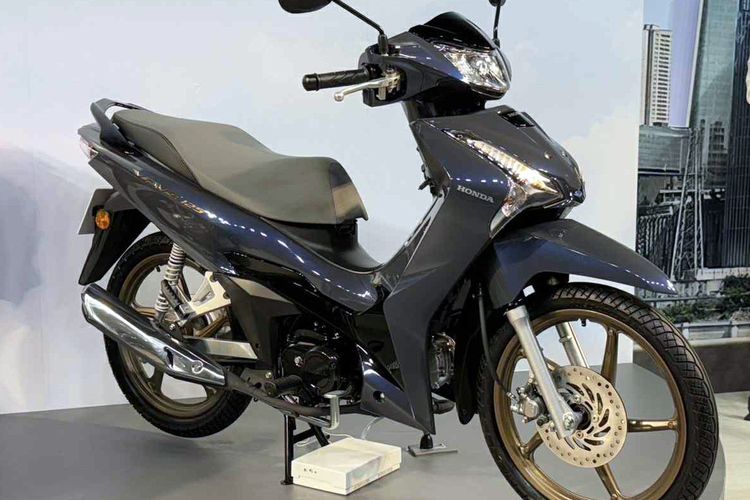 motor bebek, industri motor, pasar motor bebek honda, penjualan motor bebek, IMOS 2025, AHM Pamerkan Motor Bebek di IMOS 2025