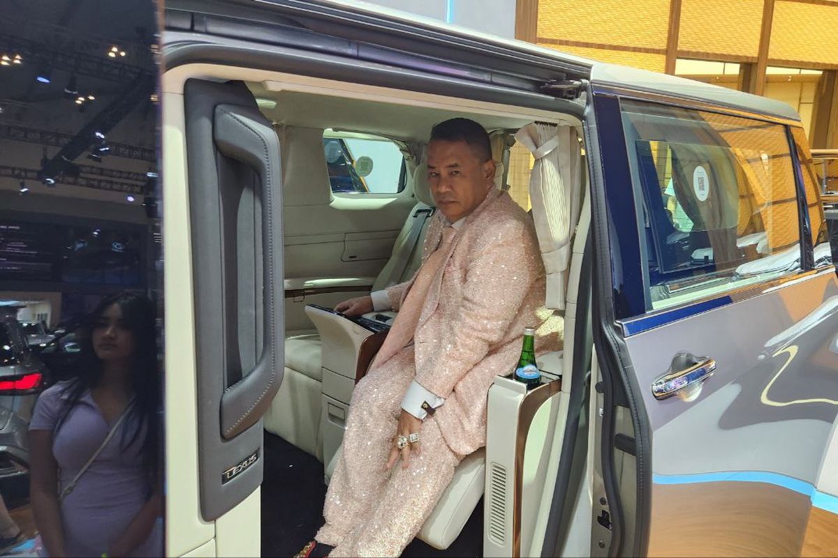 Semewah Apa MPV Premium Rp 2,8 Miliar yang Dilirik Hotman Paris