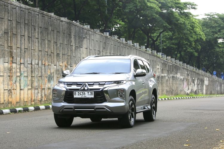 Alasan Pajero Sport dan Fortuner Dianggap Mobil Arogan di Jalan
