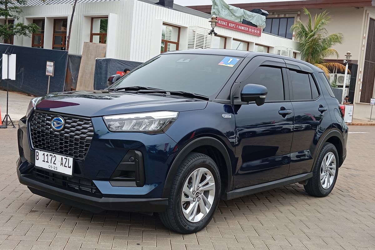 Mengenal Smart Pedal Daihatsu Rocky Hybrid, Tak Perlu Injak Rem!