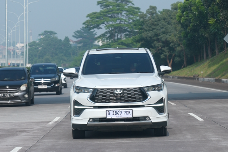 Gaikindo, kendaraan listrik, electric vehicle, otomotif, penjualan mobil, Electric Vehicle, Mobil Listrik Baru di Indonesia Mencapai 53.650 Unit, BEV Ungguli HEV