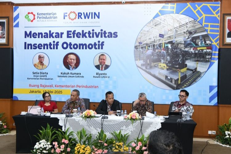 penjualan mobil, kendaraan bermotor, Kendaraan Bermotor, Gaikindo, otomotif, mobil, industri otomotif, Penjualan Mobil di Indonesia Turun, Pajak Kendaraan Perlu Dievaluasi