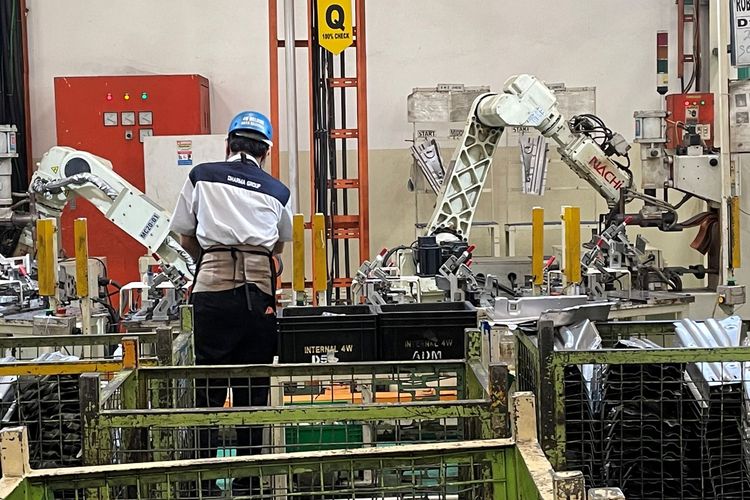 otomotif, komponen otomotif, kendaraan bermotor, sparepart, Pengiriman Sparepart Otomotif dari Surabaya Terus Meningkat