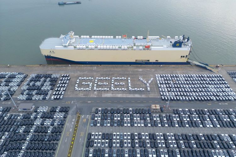 otomotif, Geely, industri otomotif, Industri otomotif, Geely Auto, Geely Auto Indonesia, Kelebihan Produksi, Geely Stop Bangun Pabrik Baru