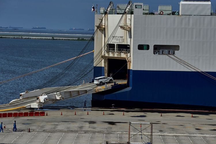 TMMIN, industri otomotif, ekspor mobil Toyota, 3 juta unit, TMMIN Siap Rayakan Ekspor 3 Juta Unit Mobil pada 2025