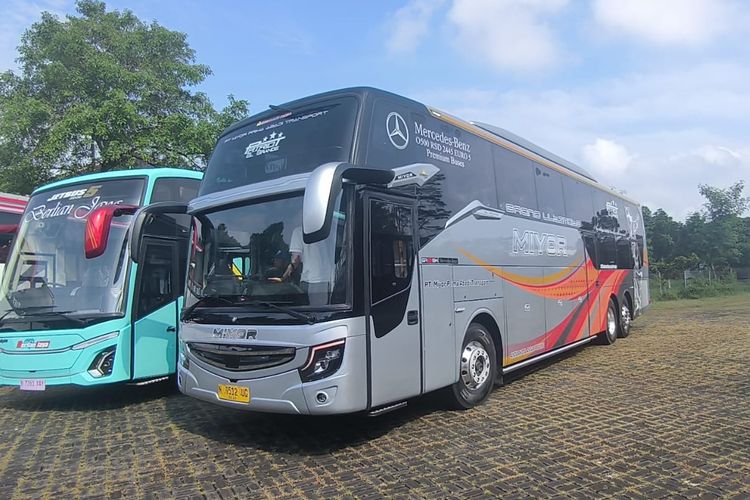 bodi bus, Karoseri Tentrem, Karoseri Laksana, Karoseri New Armada, Karoseri Morodadi Prima, karoseri bus, karoseri tentrem, karoseri morodadi prima, combi bus, Berbagai Karoseri dengan Bodi Bus Kombinasi, Sleeper dan Bangku Biasa