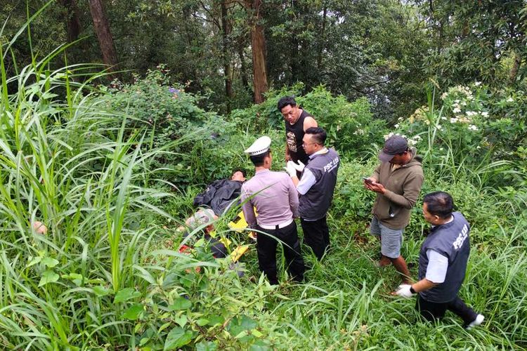 mobil baru, Toyota, GIIAS 2025, QJMotor SRV 250 AMT, Morbidelli C252V, Tawangmangu-Sarangan, rem blong, Mobil Baru, Omoda E5, Chery E5, Rem Blong, Populer Otomotif, artikel terpopuler, chery e5, Bocoran Mobil Baru Toyota di GIIAS, Pasutri Kecelakaan di Jalur Tawangmangu