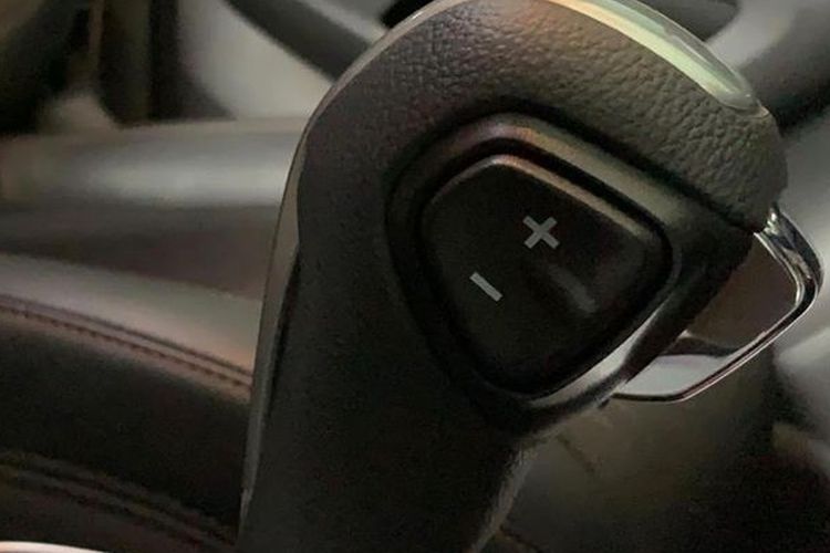 Performa mesin, efisiensi bahan bakar, Overdrive mobil matik, pengemudi mobil matik, Panduan Memanfaatkan Fitur Overdrive pada Mobil Matik