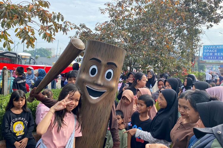Car Free Day, viral, video viral, CFD Depok, CFD Depok di Jalan Margonda, Momen Dibukanya Jalur CFD Margonda buat Kendaraan, Mirip Start Balapan MotoGP