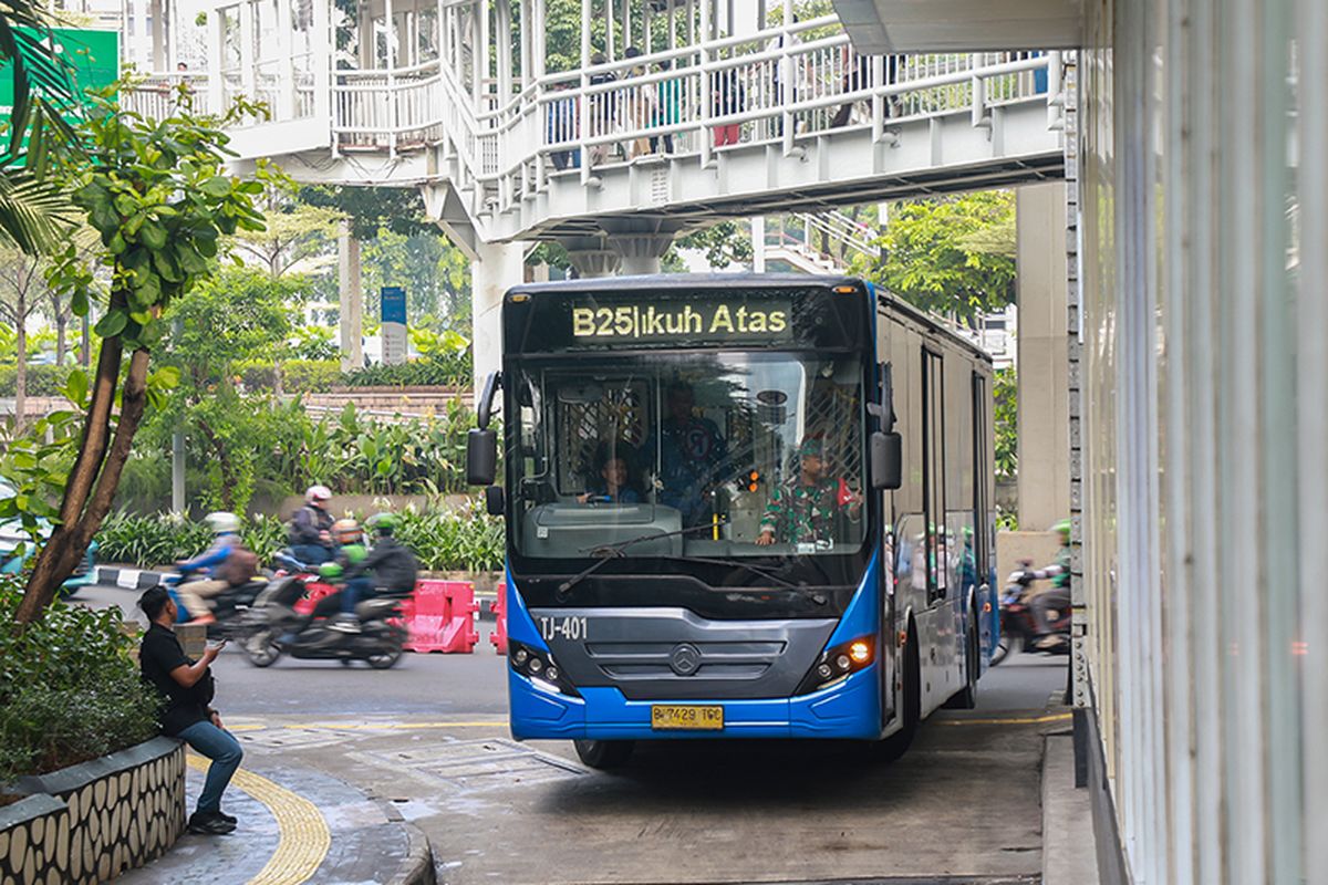 Transjakarta Rute Bekasi-Dukuh Atas via Tol Becakayu Resmi Beroperasi