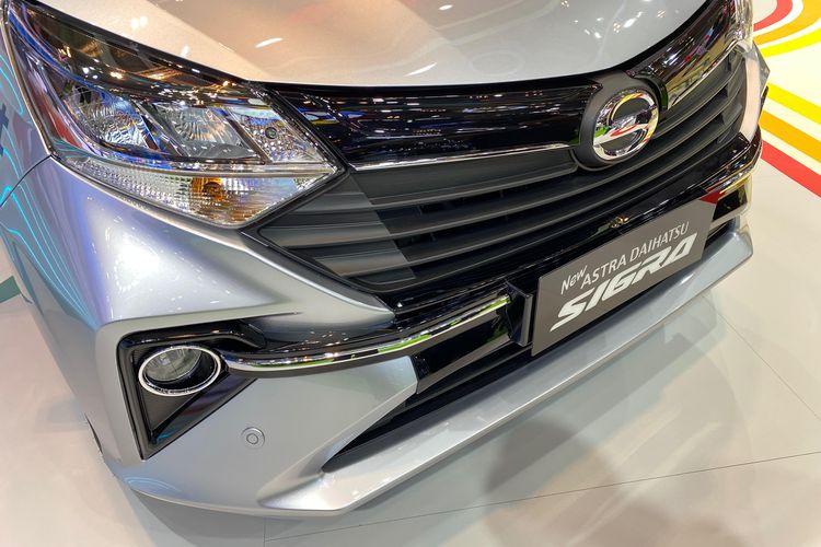 Daihatsu, mobil, Daihatsu Sigra, LCGC, sigra facelift, Daihatsu Luncurkan Sigra Facelift, Tampil Lebih Modern