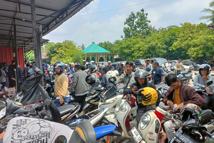 Pajak Kendaraan Bermotor, tabungan pajak kendaraan, bayar pajak kendaraan, TPKB Banten, bayar pajak kendaraan dicicil, Bayar Pajak Kendaraan di Banten Bisa Dicicil