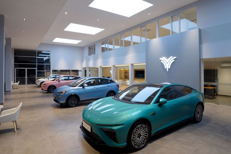 otomotif, industri otomotif, mobil china, kendaraan bermotor, perang dagang, Tidak Sehat, Perang Harga Mobil China Ancam Stabilitas Industri Otomotif