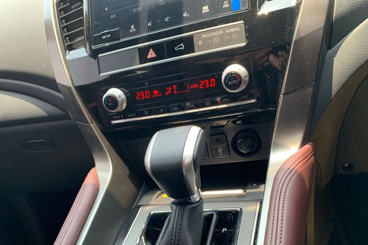 AC Dual Zone, kenyamanan berkendara, perawatan ac mobil, teknologi mobil canggih, AC Dual Zone vs AC Konvensional: Apa Bedanya?