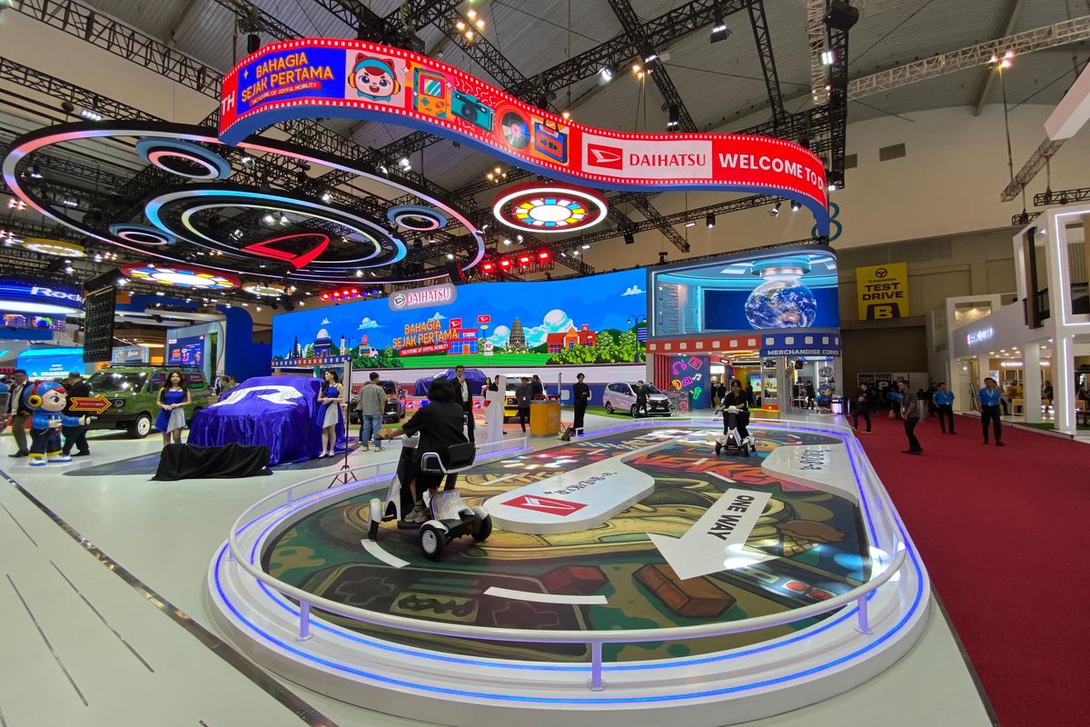 Daihatsu Ajak Masyarakat Rasakan Bahagia Sejak Pertama di GIIAS 2025