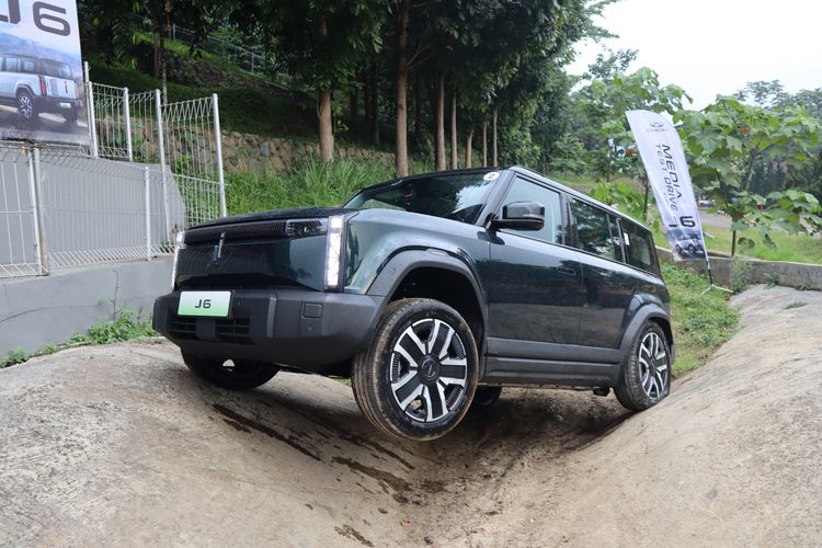 mobil, mobil listrik, Chery, Chery J6, Jip Listrik, Cerita Setahun Pakai Pengguna Chery J6, Ada Plus dan Minus