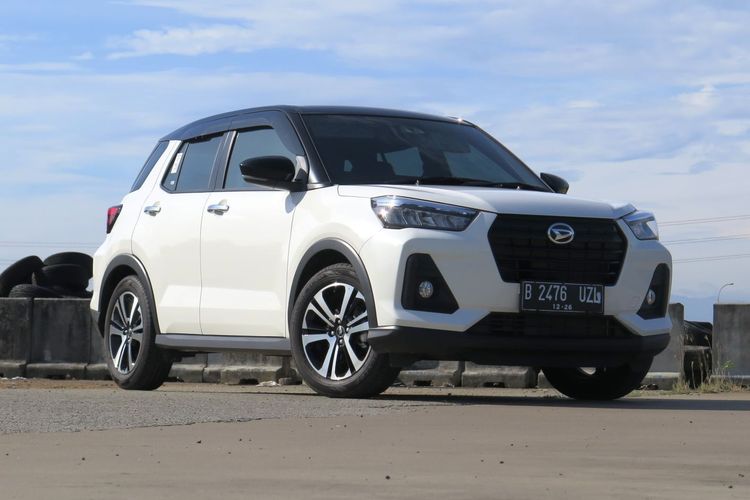 transmisi matik, mobil matik, city car, LSUV, LMPV, mobil matik di bawah Rp 250 juta, harga mobil matik, Mobil matik di bawah Rp 250 juta, Deretan Mobil Matik Baru di Bawah Rp 250 Juta per Juli 2025