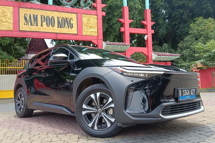 mobil listrik, NIssan leaf, Harga bekas, diler mobil bekas, Hyundai Ioniq 5, Toyota bZ4X, mobil listrik bekas, wuling air ev, Chery Omoda E5, BYD seal, Harga Mobil Listrik Bekas Anjlok, Ioniq 5 Paling Parah