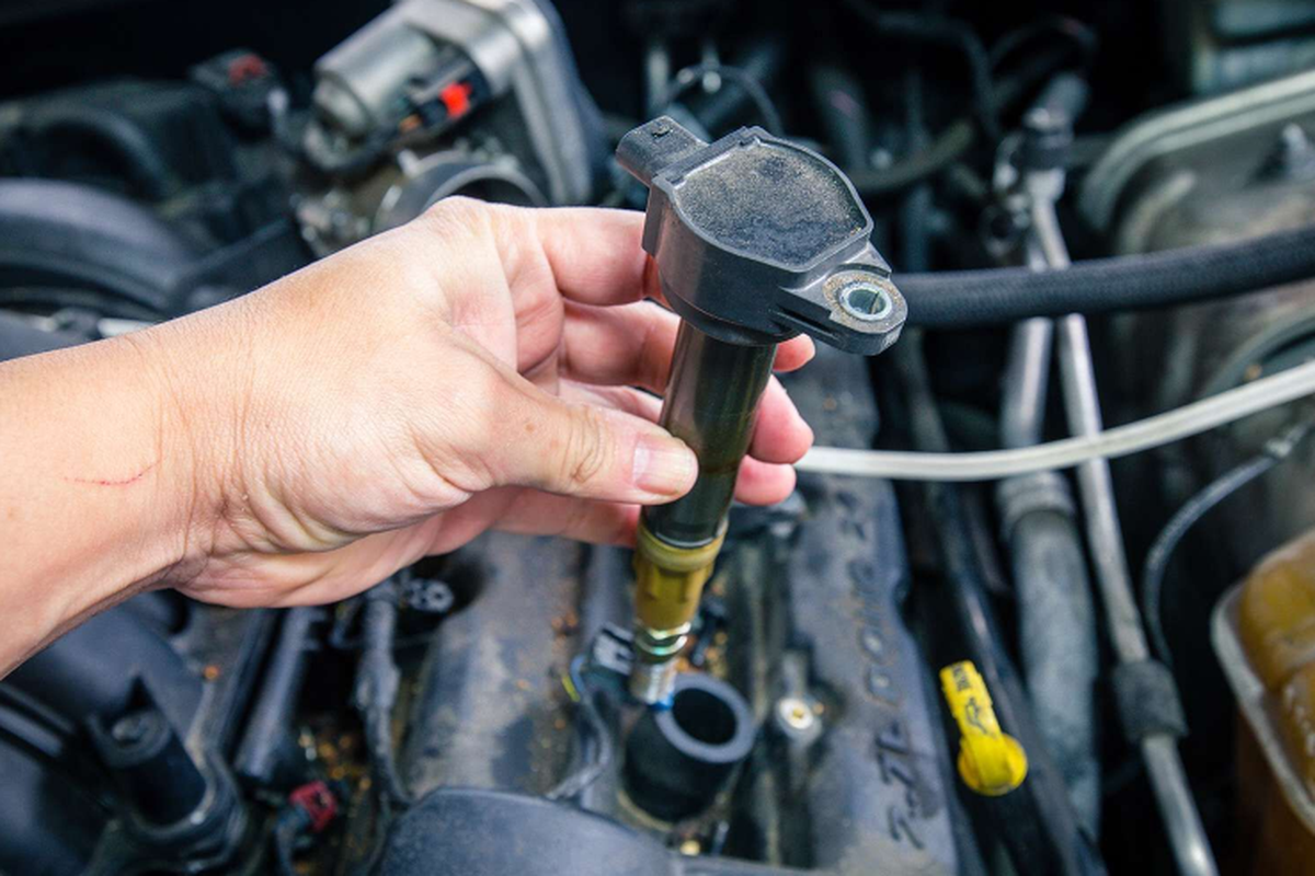 Cara Mengatasi Kebocoran Oli pada Mobil Anda