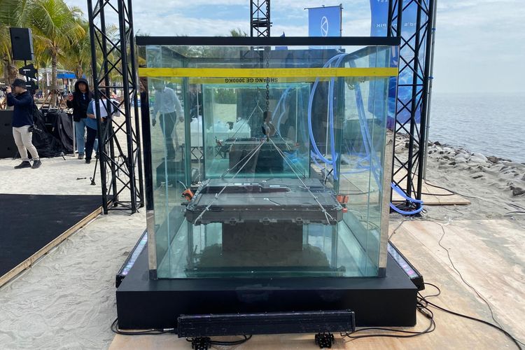 Chery, PT Chery Sales Indonesia, Chery Super Hybrid, Chery Uji Ketangguhan Baterai, Direndam Air Laut Selama 48 Jam