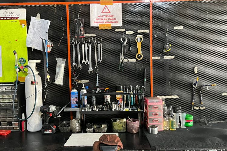 GG Suspension, biaya servis sokbreker, servis sokbreker motor, spesialis sokbreker motor, biaya servis sokbreker motor, Segini Biaya Bikin Sokbreker Motor Lebih Nyaman