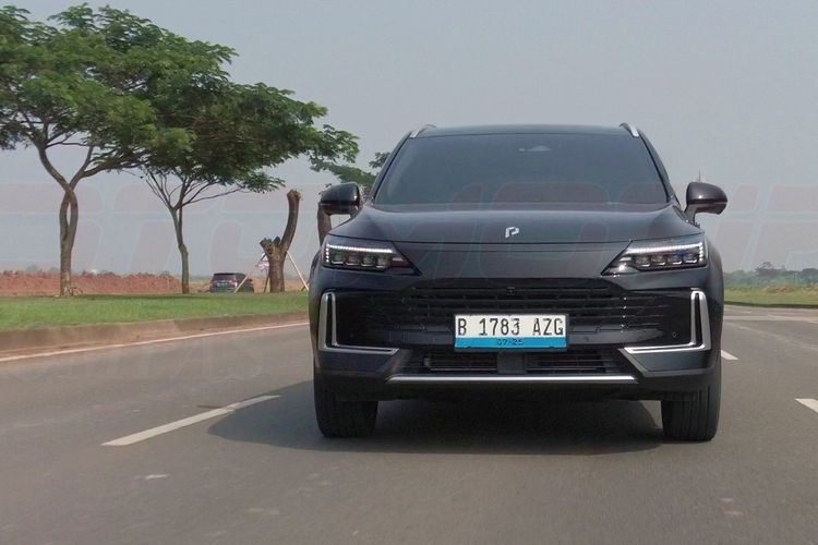 performa tinggi, SUV listrik, harga terjangkau, Polytron G3, Inovasi Polytron G3+: SUV Listrik dengan Akselerasi Cepat